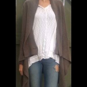 Taupe Kerisma sweater